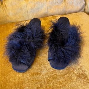 GSP Black Fuzzy Furry Slides